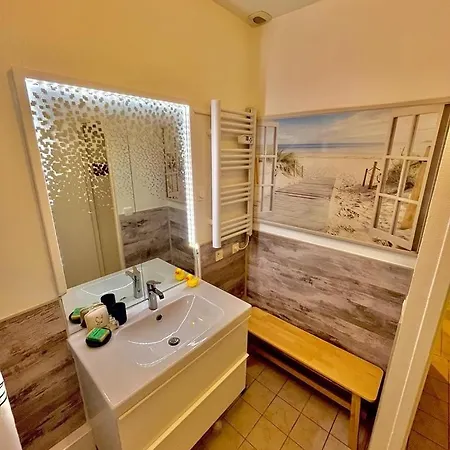 Daire L'app' Art, Jolie Vue En Rdc A 200 M De La *